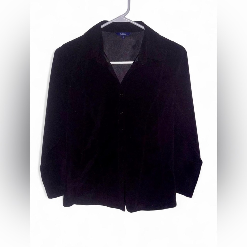 Reitman’s Women's Black Velvet Button Up Shirt